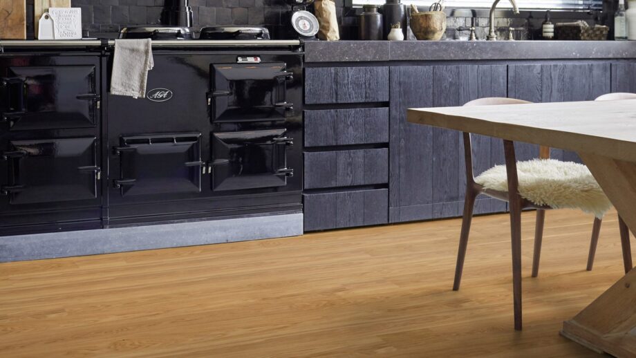 Parquet Tarkett, Pure, Oak Nature Plank, 1-strip, 2 sides bevelled, Proteco Natura mat lacquer