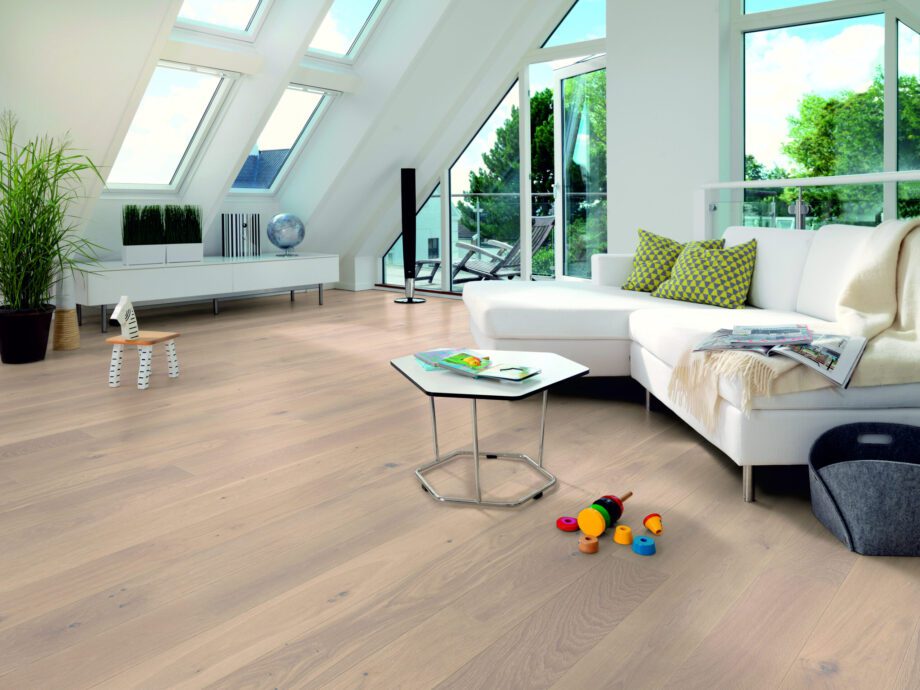 Parquet Tarkett, Shade, Oak Satin White Plank, 1-strip, 2 sides bevelled, Proteco Hardwax Oil