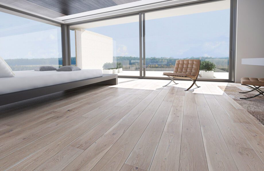 Parquet Oak, Senses Touch, 1-strip, beveled, brushed, stained, matt lacquer