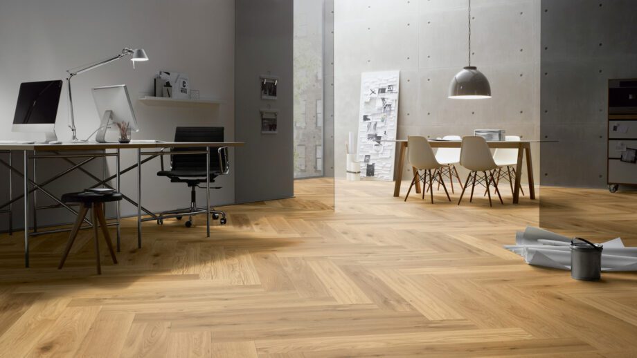 Parquet Oak, ter Hürne, oak herringbone, brushed, beveled, matt lacquered