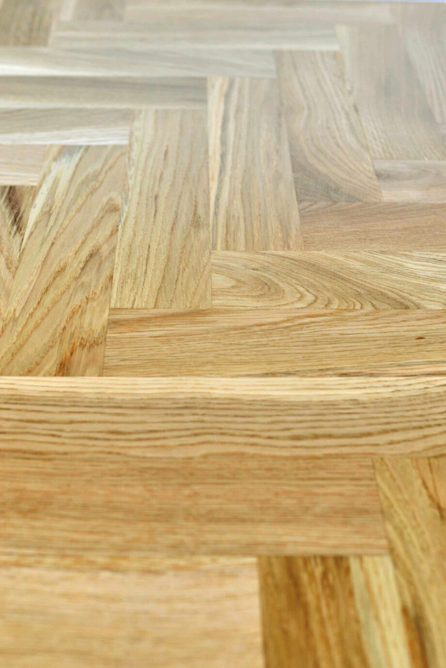 Strip parquet / herringbone parquet oak rustic unfinished