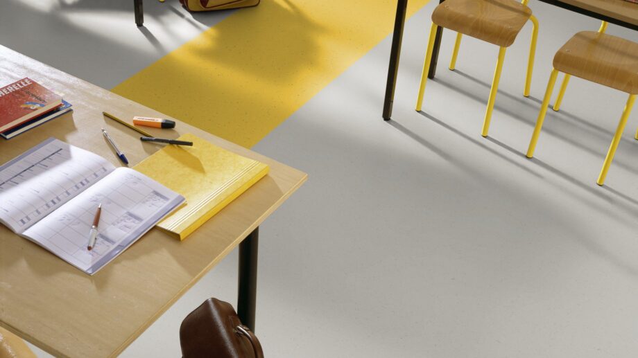 Linoleum floor Gerflor Colorette 0052 Oxid Grey – view 5 Linoleum floor Gerflor Colorette 0052 Oxid Grey – 5