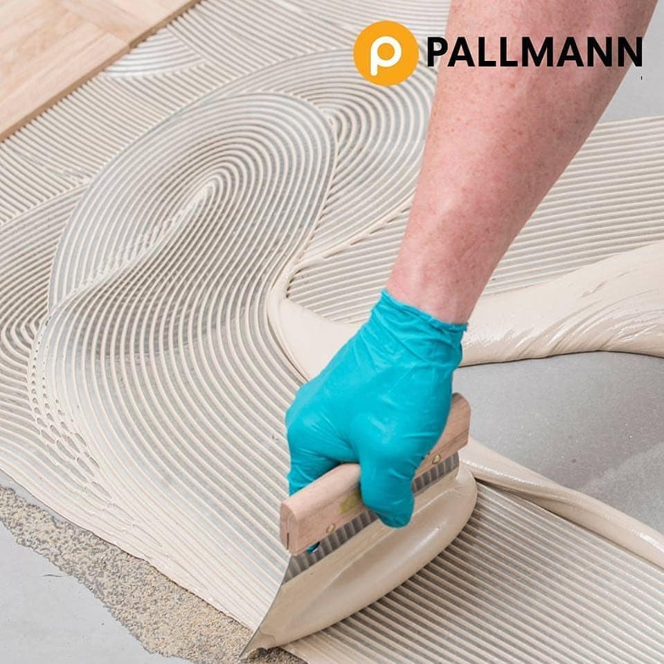 parkettiliiman Pallmann P5 levitys lattialle liimakammalla