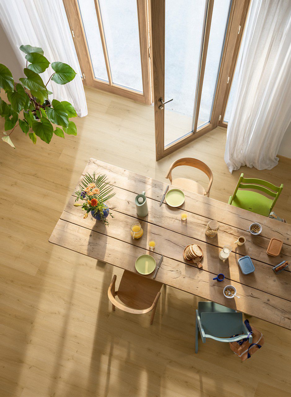LVT flooring Quick-Step Bloom Brushed Oak Honey – 13