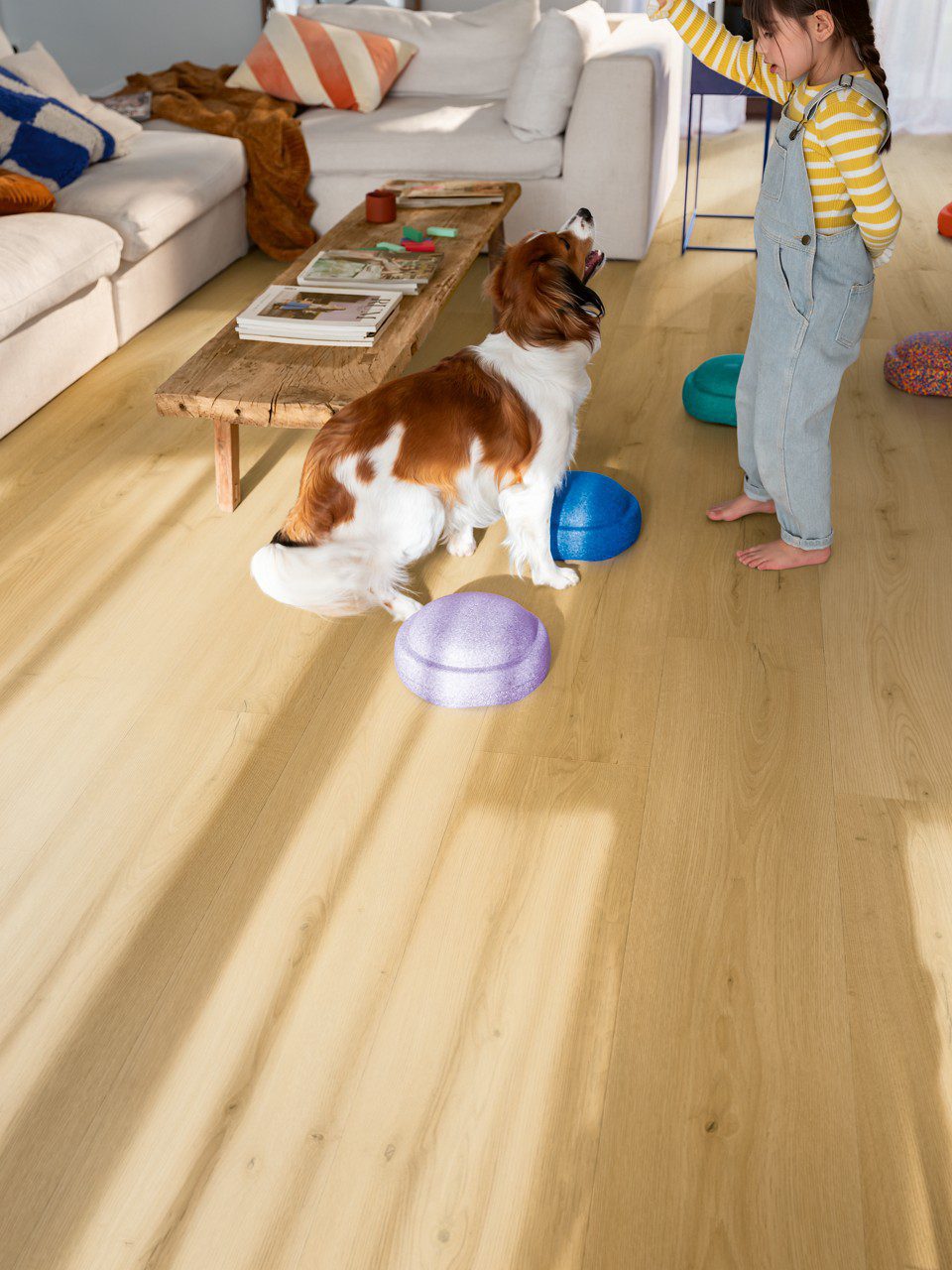 LVT flooring Quick-Step Bloom Brushed Oak Honey – 5