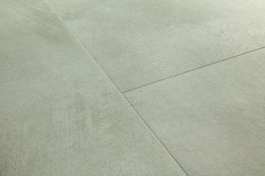 lvt-parkett-quick-step-illume-soft-sage LVT parkett Quick-Step Illume Soft sage roheka tooni ja betooni disainiga.