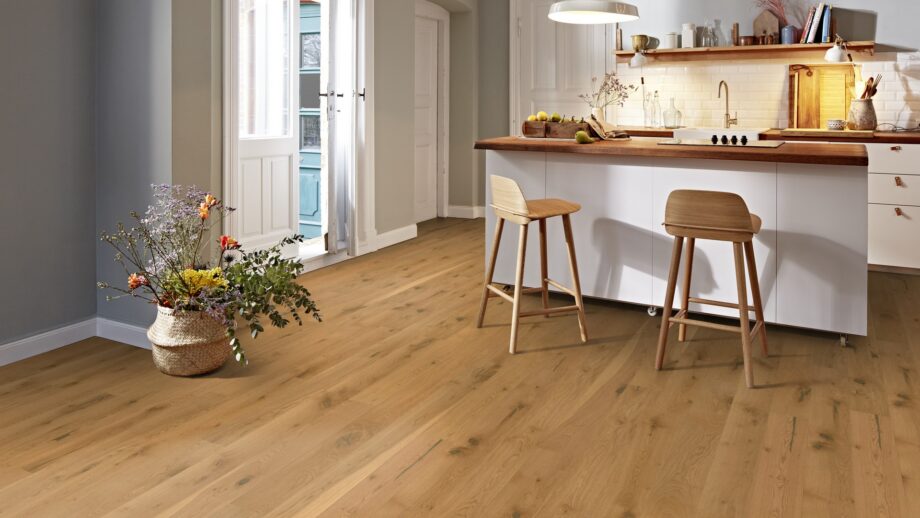 tammeparkett–bauwerk-casapark-tamm-56-harjatud-olivaha Tammeparkett BBauwerk Casapark tamm 56 harjatud ja õlivahatatud paigaldatud