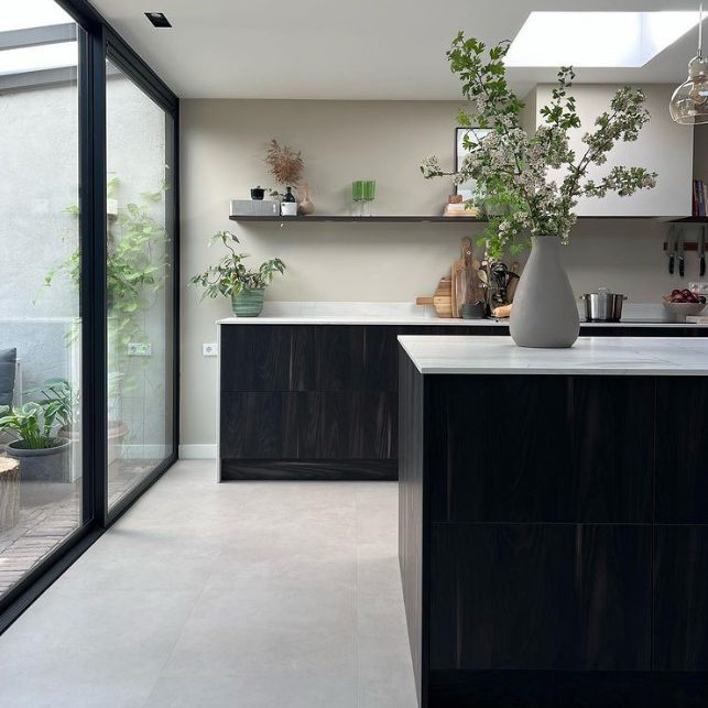Tugevdatud südamikuga LVT vinüülplaat Floorify Small Tile Sea Salt F514