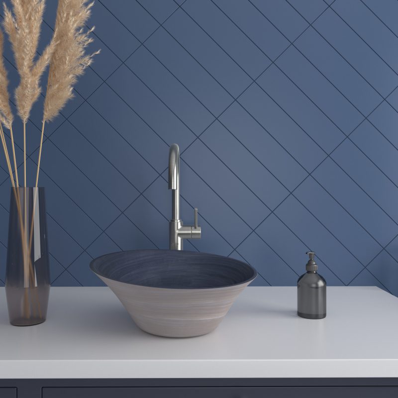 Ühevärviline keraamiline seinaplaat Dune Flat Indigo Matt – interjöör