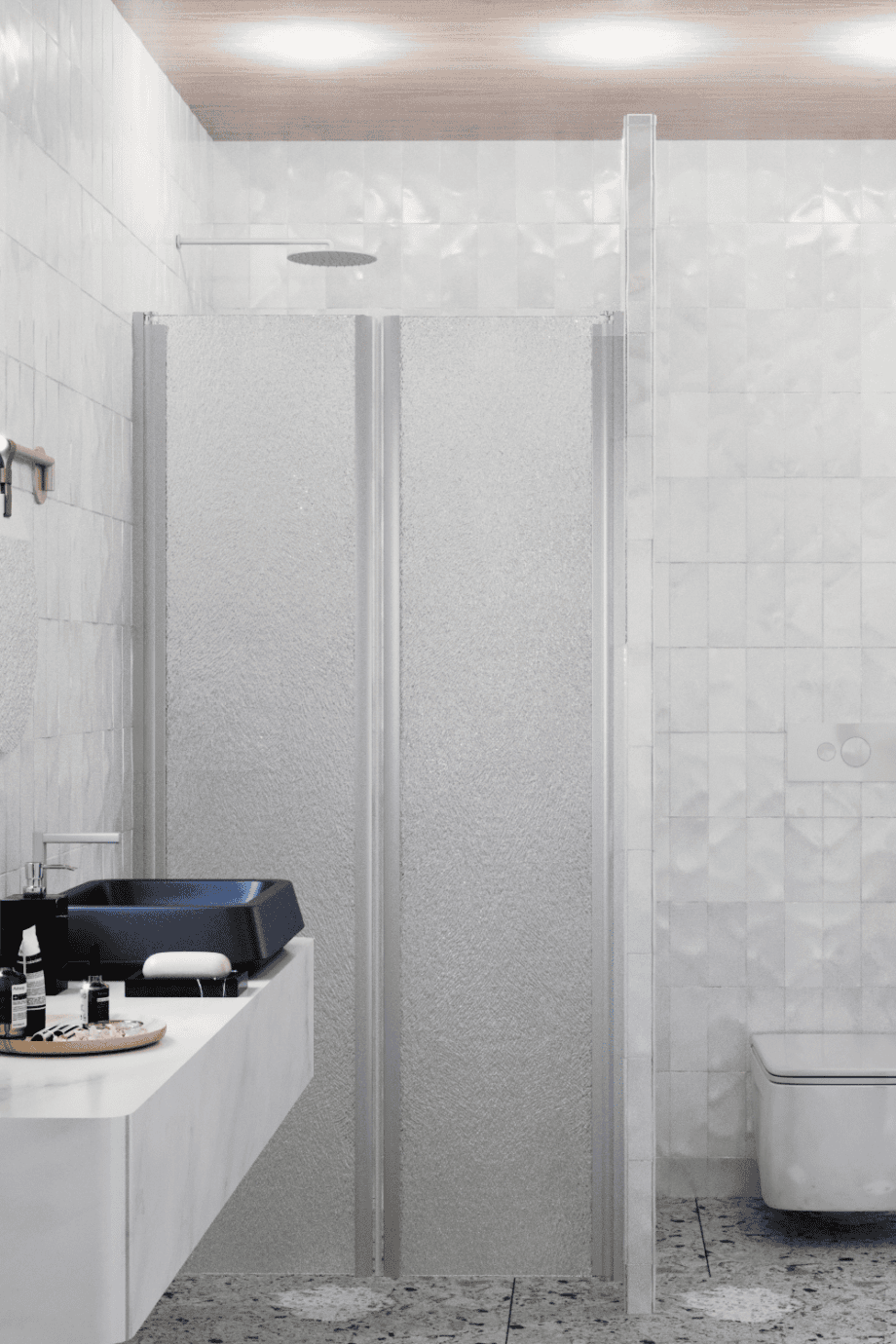 Alcove shower screen Hietakari Infinia 241, aluminium frame, Chinchilla patterned glass Alcove shower screen Hietakari Infinia 241, aluminium frame, Chinchilla patterned glass
