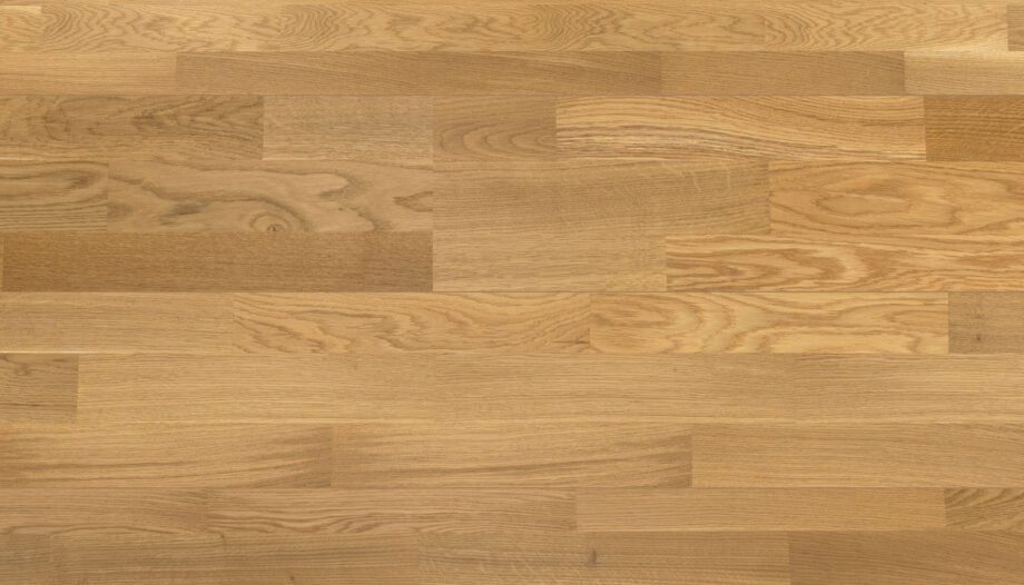 Engineered Oak Flooring 3-Strip Esta Classic extra matt lacquered – close-up Engineered Oak Flooring 3-Strip Esta Classic extra matt lacquered – 2