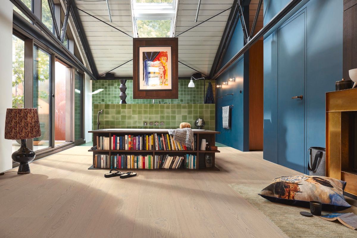 Oak parquet Meister, Lindura HD 400, Milk cream oak lively 20228, 1-strip, 2200 x 270 mm, brushed, ultra matt lacquered