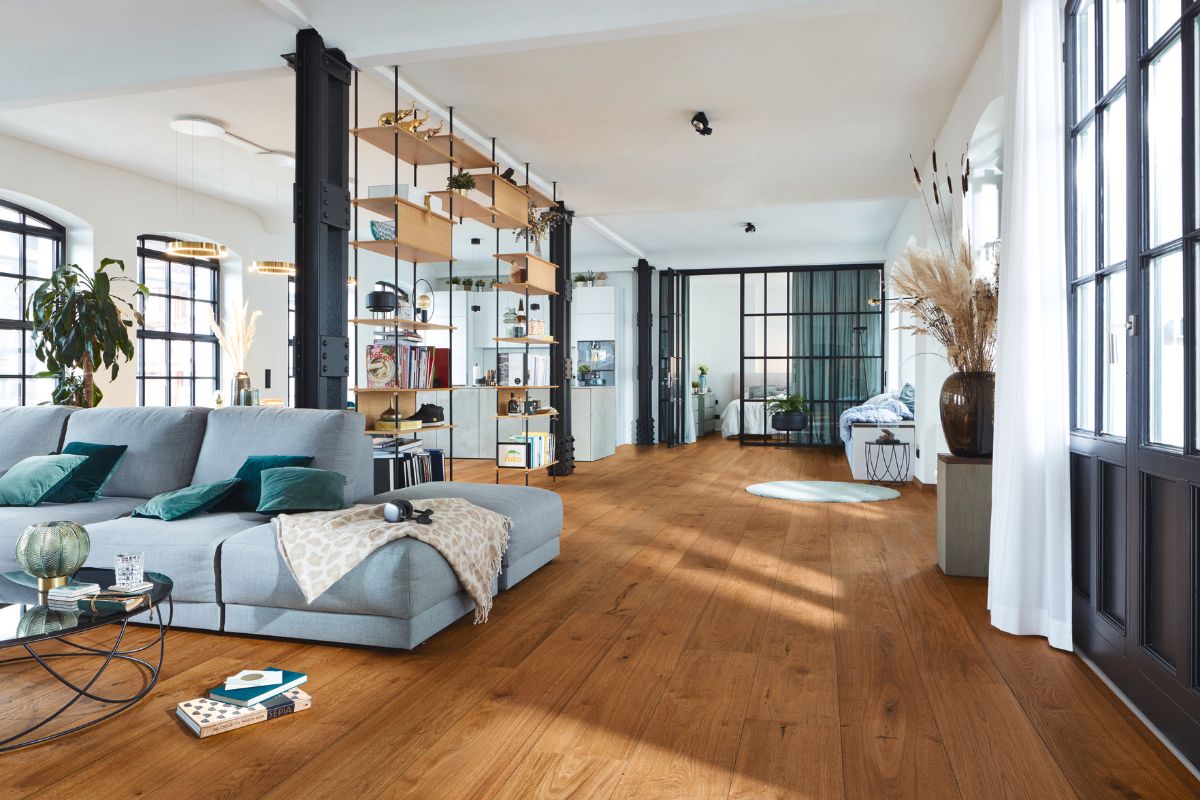 Oak parquet Meister, Lindura HD 400, Authentic chestnut brown oak 08911, 1-strip, 2200 x 270 mm, brushed, naturally oiled