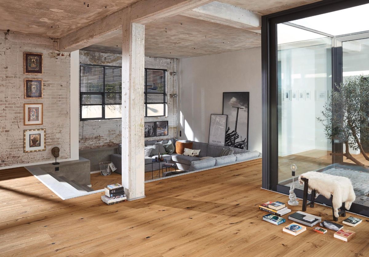 Oak parquet Meister, Longlife PD 400, Authentic oak lightly smoked look 09027, 1-strip, 2200 x 180 mm, brushed, naturally oiled