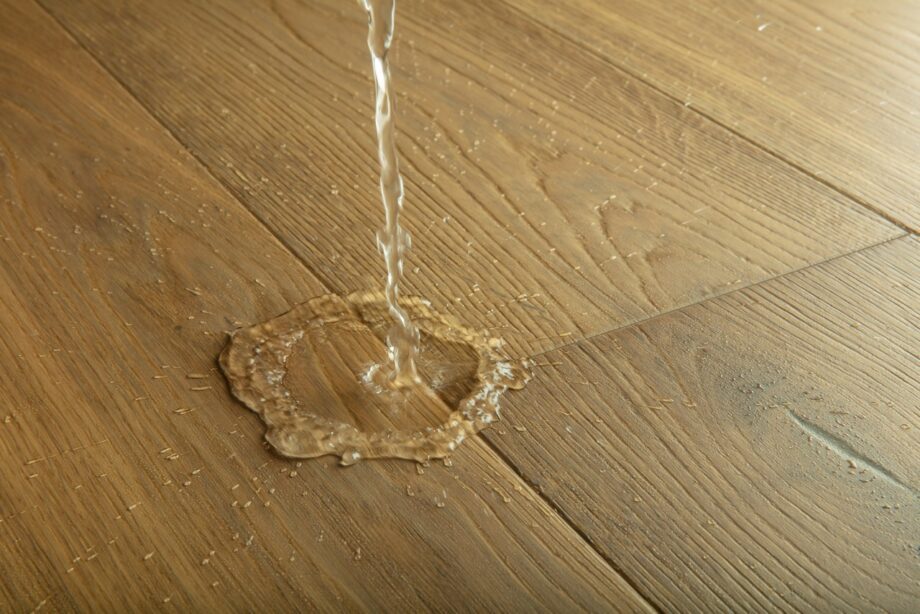 Naturaalparkett Quick-Step Cascada White Cappuccino Oak eriti matt lakk, veekindel 190mm Naturaalparkett Quick-Step Cascada White Cappuccino Oak eriti matt lakk, veekindel 190mm