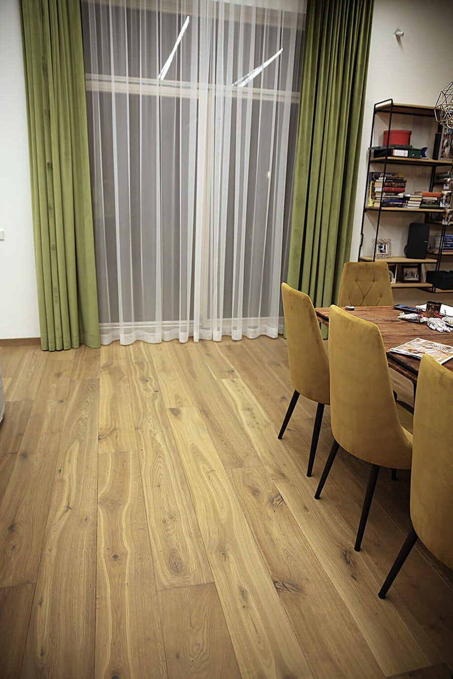 Oak Floorboards Country 2-layer beveled and oiled Oak Floorboards Country 2-layer beveled and oiled