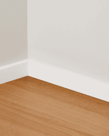 Paintable Skirting Board Parky, white primed moisture-resistant MDF, 2150 x 69 x 12 mm