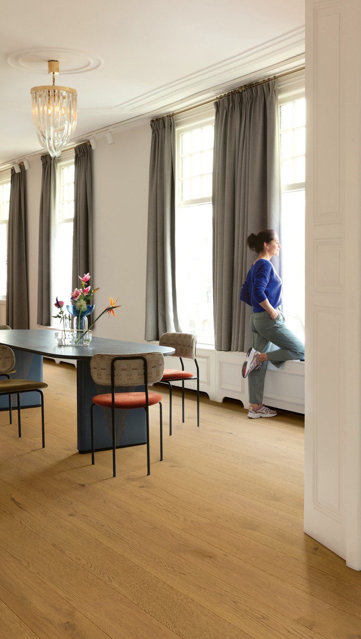 Parkett Quick-Step Amato Dark Chestnut Oak eriti matt lakk, veekindel 145mm
