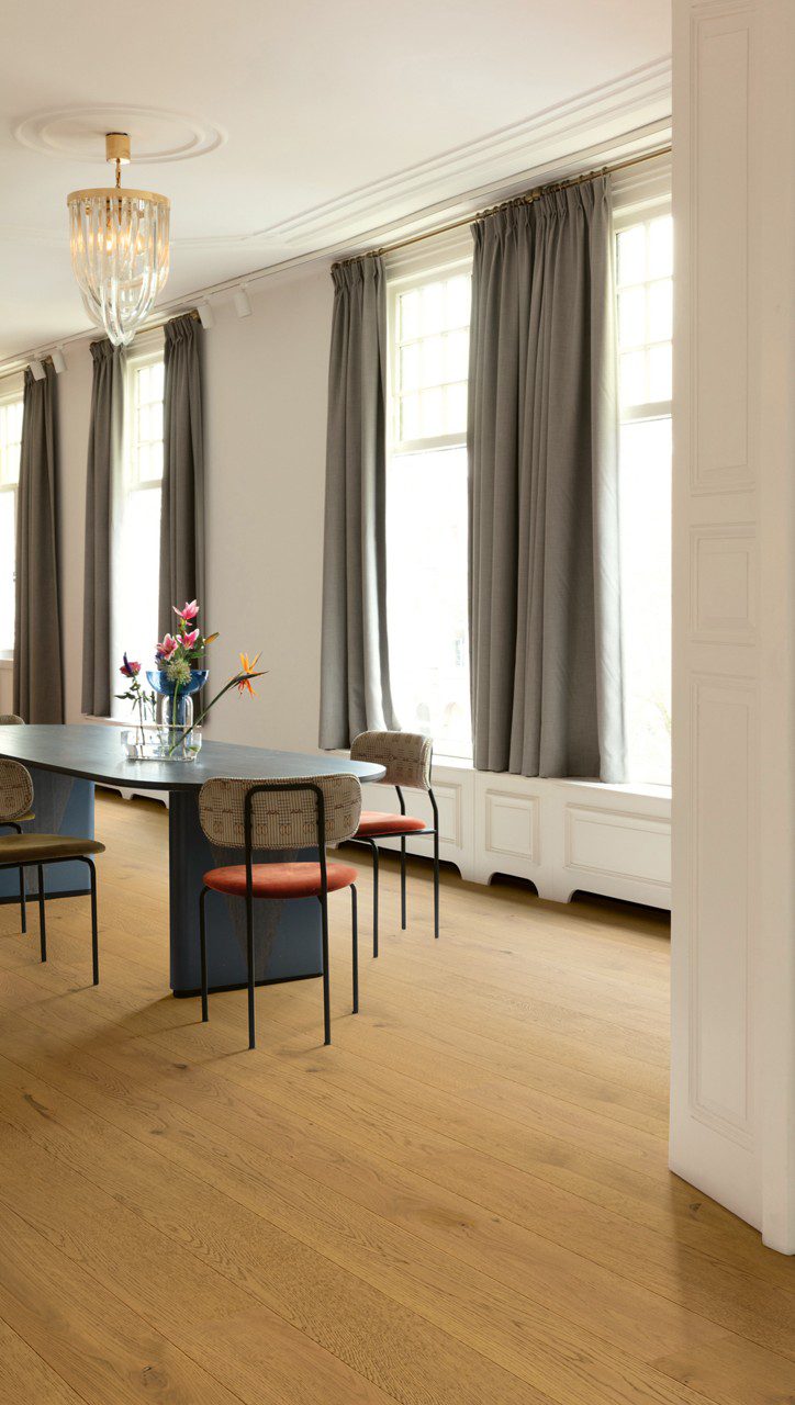 Parkett Quick-Step Amato Dark Chestnut Oak eriti matt lakk, veekindel 145mm