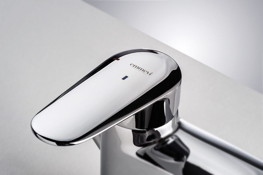 Basin mixer Emmevi Beta New 27003 with pop-up waste – view 3 Basin mixer Emmevi Beta New 27003 with pop-up waste – 3