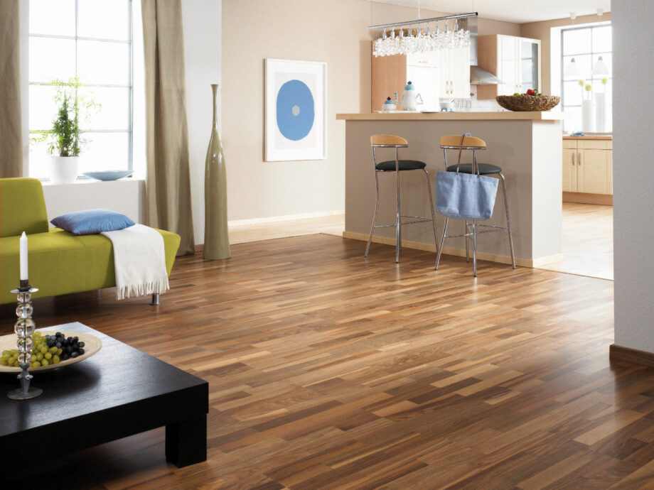 Parquet Tarkett, Viva, Walnut, 3-strip, Proteco Natura mat lacquer