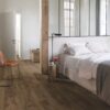 4380_8615_LVT-Vinuulparkett-QUICK-STEP-tamm-tumepruun-BACL40027-3
