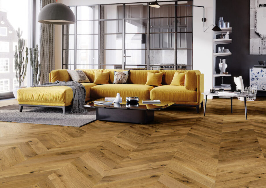 Parquet Oak, Mainland, 1-strip, beveled, brushed, matte lacquer, french herringbone