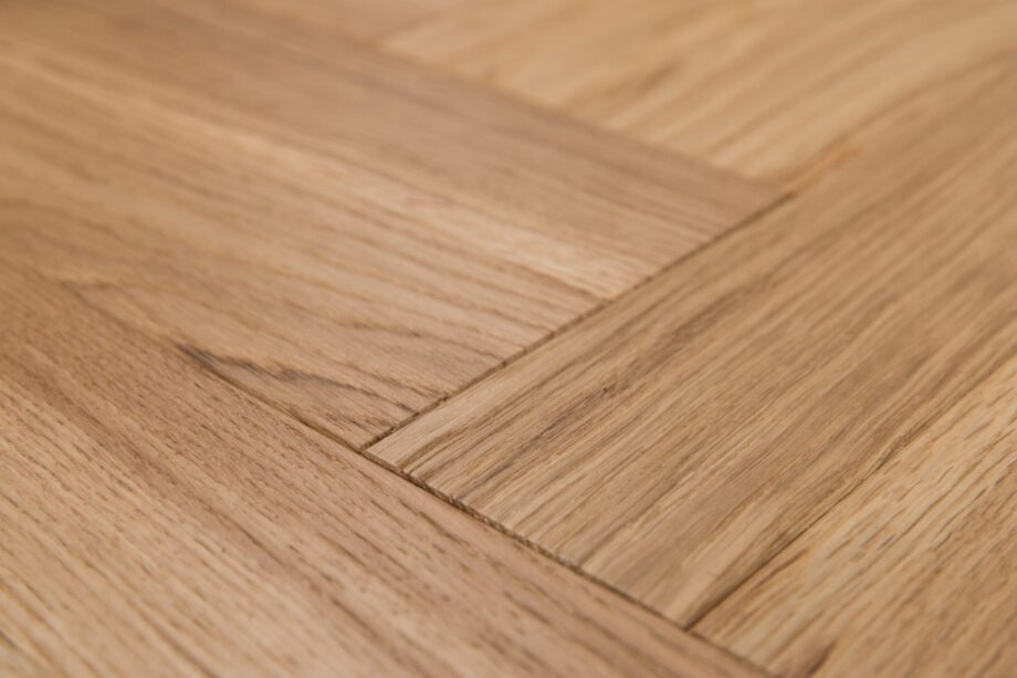 Strip parquet / herringbone parquet oak gestreift, beveled 4 sides, oiled – view 3 Strip parquet / herringbone parquet oak gestreift, beveled 4 sides, oiled – 3