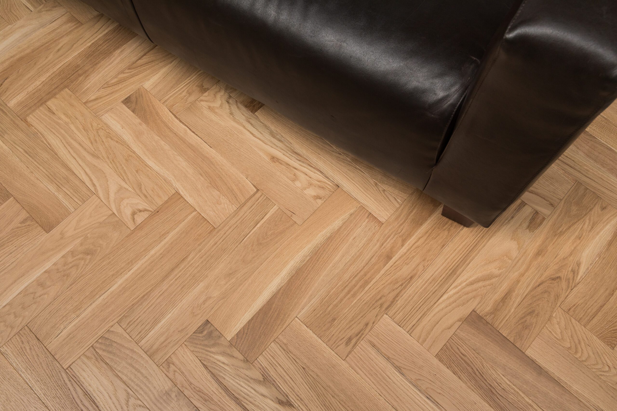Strip parquet / herringbone parquet oak gestreift, beveled 4 sides, oiled – 5