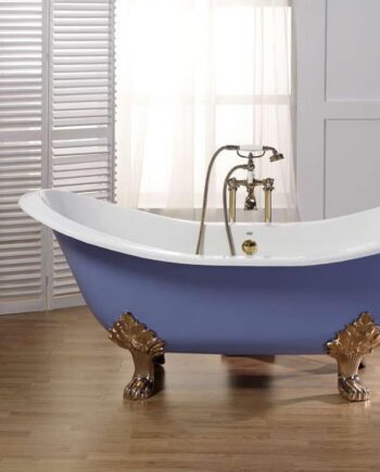 Cast iron bathtub Antique