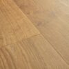 4838_10608_vinuulparkett-spc-quick-step-autumn-oak-honey-alpha-medium-planks-faasitud