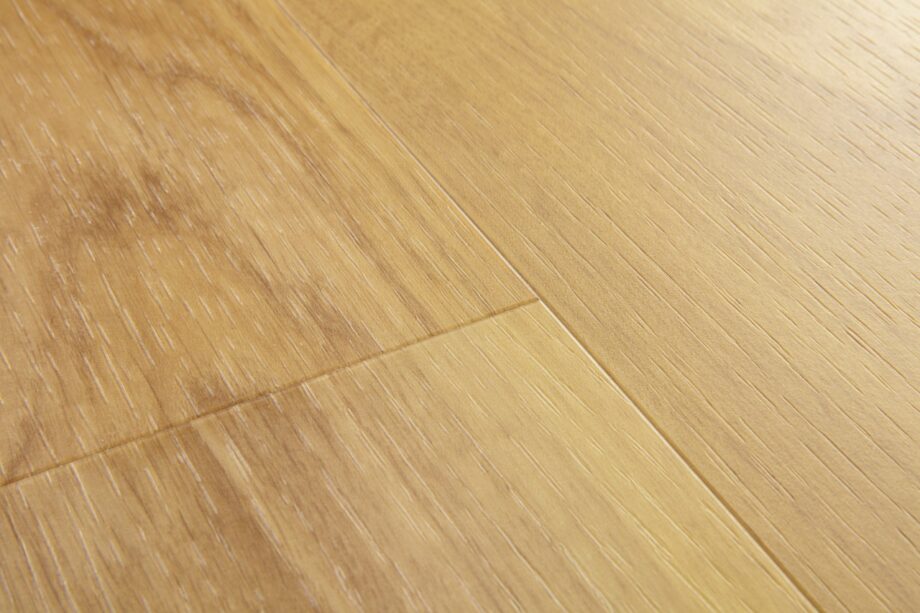 Vinyl parquet SPC Quick Step classic oak natural alpha small planks, beveled