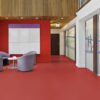 4977_10972_linoleum-gerflor-uni-walton-acoustic-plus-0010-pompeji-red