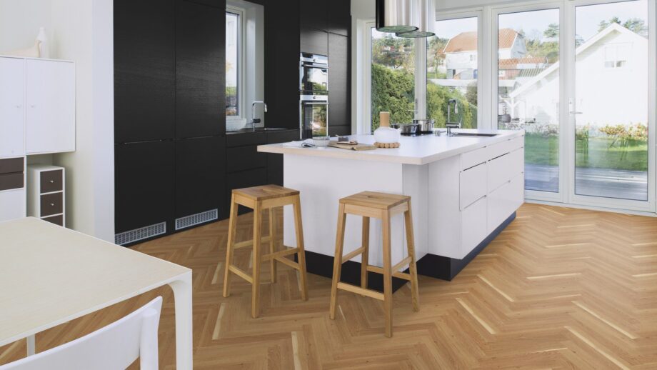 Herringbone flooring Monopark Oak Rustic 45 matt lacquered – 3