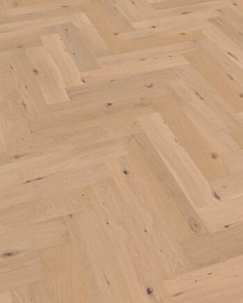 Herringbone flooring Thede & Witte Oak Knotty rough appearance brushed and oiled