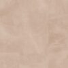 Vinyylilaatta Quick-Step Illume Soft Blush asennettuna modernin kodin lattialle – vaalea, pehmeän roosabeige blush sävy ja elegantti, hillitty kivimäinen/betonimainen design hienovaraisella tekstuurilla.