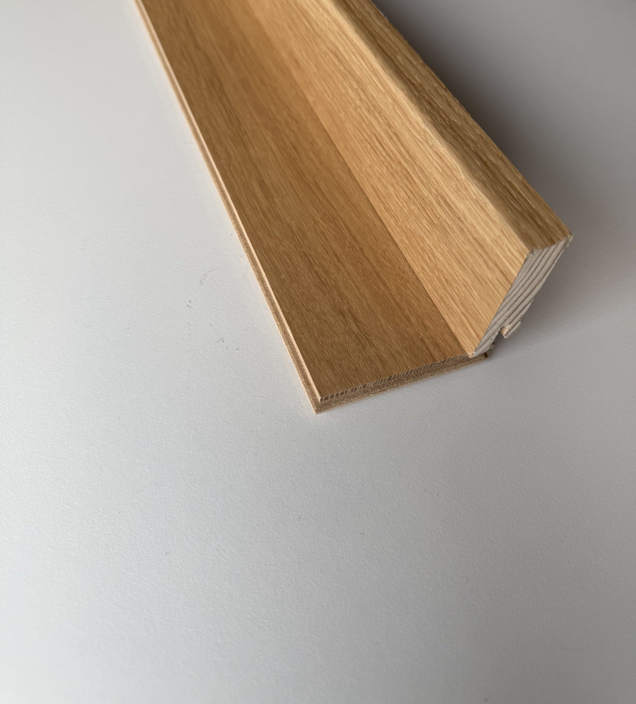 Skirting board veneered oak matt lacquer profile 15x60mm