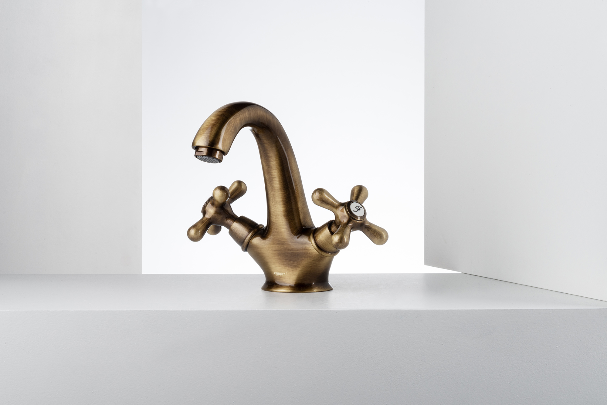 Basin mixer Emmevi Decò Classic 12013 with pop-up waste – 3