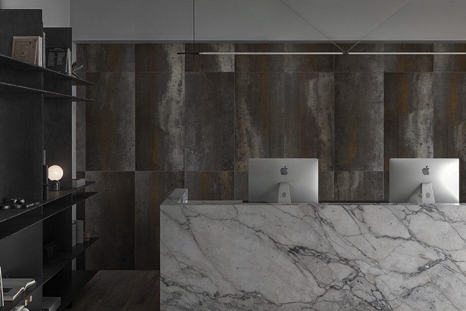 Corten steel-effect porcelain tile Tau Corten A, rust brown – view 2 Corten steel-effect porcelain floor tile Tau Corten A, 30x60 cm, 10.5 mm, rust brown, rectified – 2