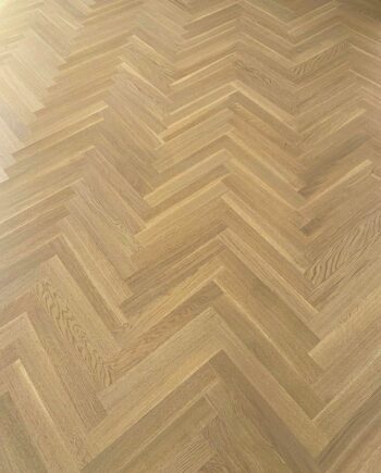Herringbone parquet Bauwerk Monopark Oak Natur 15 Avorio oil-waxed