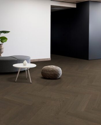 Herringbone parquet Oak EAR, 4 sides beveled, brushed, matt lacquered