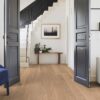 Parkett Tarkett, Shade, Tamm Misty Grey (hall) Plank XT, 1-lip, 2 külge mikrofaa 1 Tammeparkett Tarkett Shade Misty Grey Plank XT elutoas