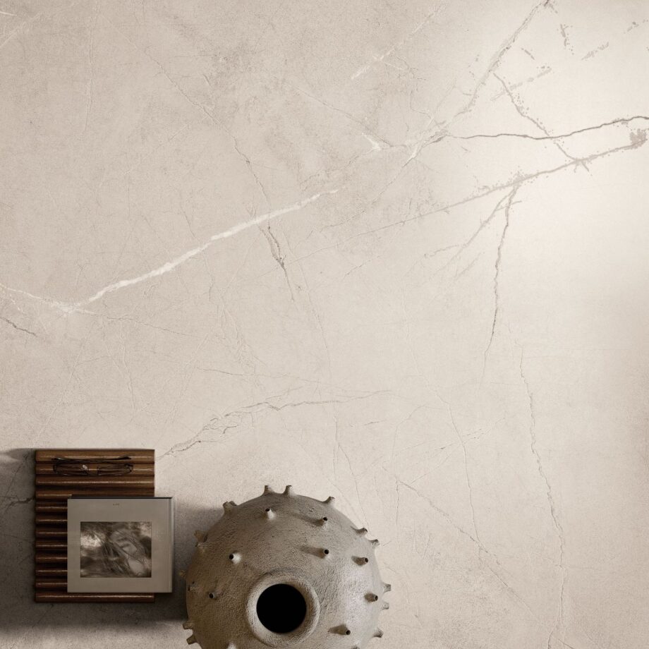 Marble effect porcelain tiles ABK Sensi 900 Pulpis Ivory, 120x120 cm, 8.5 mm, natural matt, slip-resistant R10 – 5