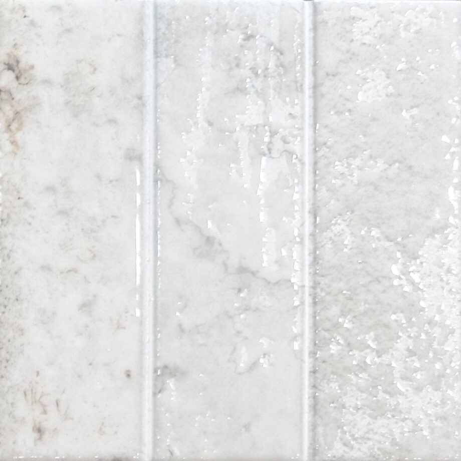 Porcelain tile with three-strip relief Dune Terraluz Yeso, 14.7×14.7 cm, 8 mm, plaster white Porcelain tile with three-strip relief Dune Terraluz Yeso, 14.7x14.7 cm, 8 mm, plaster white