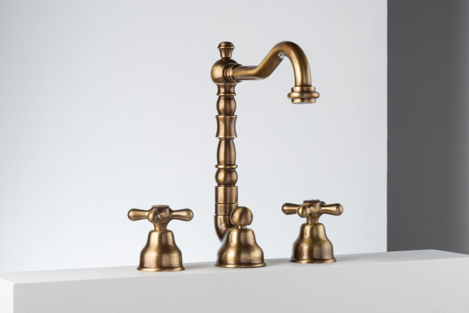 Three-hole basin mixer Emmevi Decò Old 12643 with pop-up waste – 2