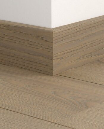 Water-resistant wooden skirting board Quick-Step Carbis Oak Extra Matt for parquet, veneered, 16x80x2400 mm