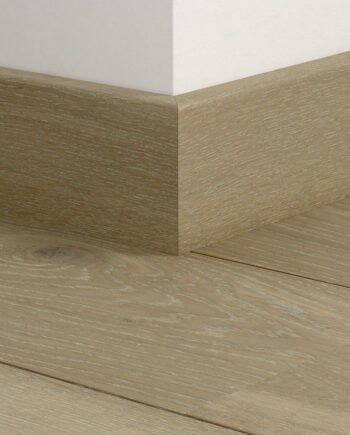 Water-resistant wooden skirting board Quick-Step Light Storm Oak Extra Matt for parquet, veneered, 16x80x2400 mm