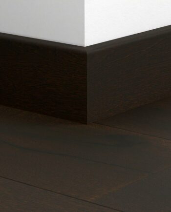 Water-resistant wooden skirting board Quick-Step Tobacco Oak Extra Matt for parquet, veneered, 16x80x2400 mm
