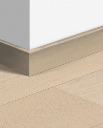 Wooden skirting board Quick-Step Polar Oak Matt for parquet, veneered, 16x80x2400 mm