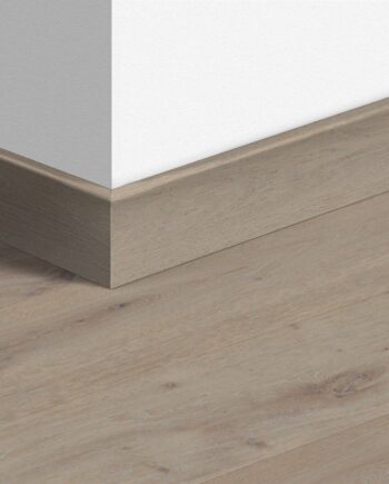 Wooden skirting board Quick-Step Winter Storm Oak Extra Matt Oiled for parquet, veneered, 16x80x2400 mm
